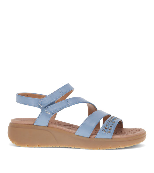 Berry - Island Blue - Outside
