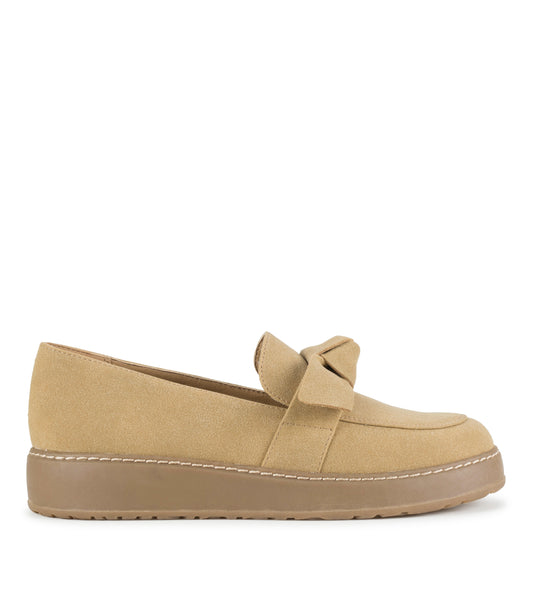 Ferdana - Whiskey - Outside