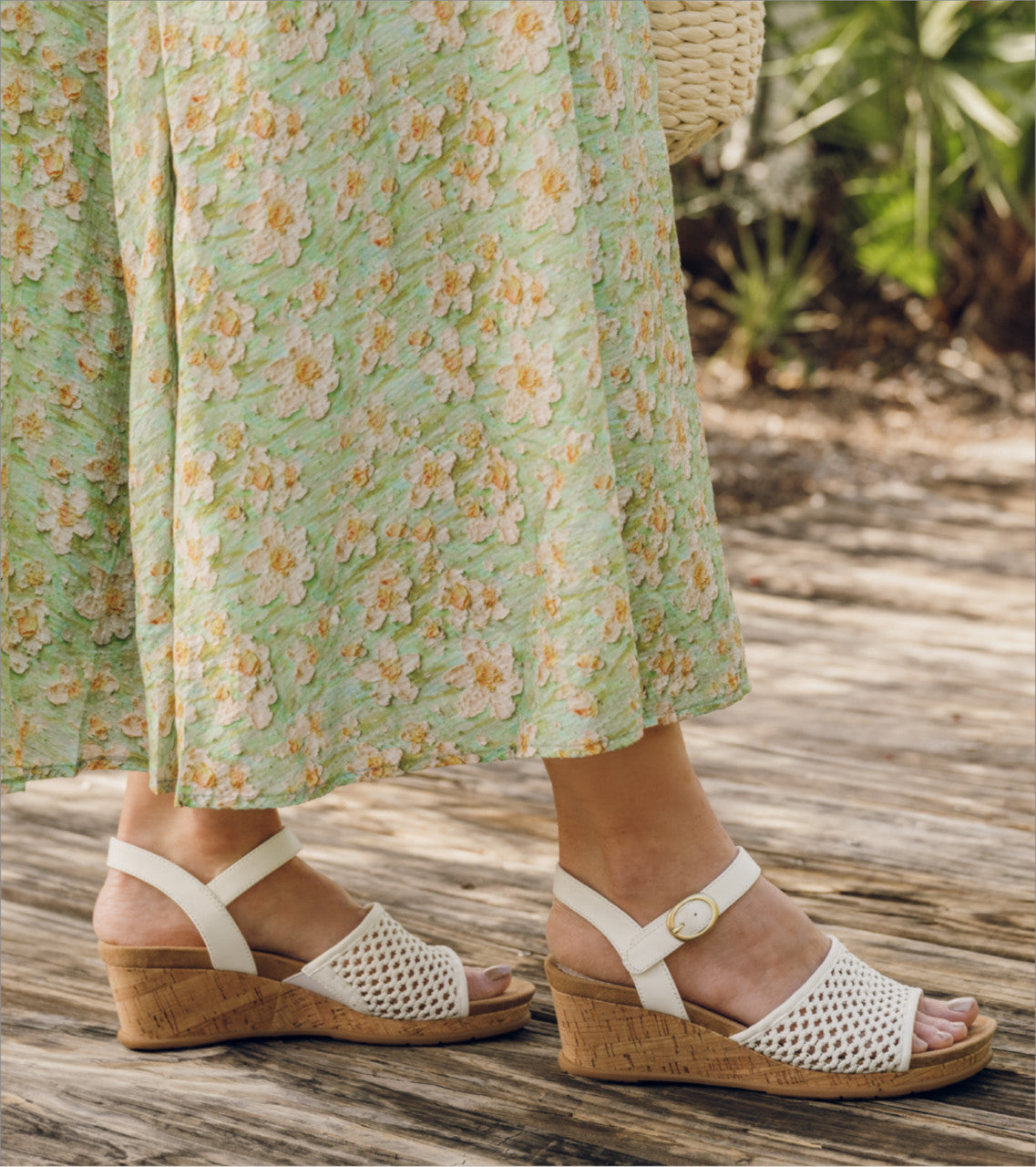 Fernelle - White - Lifestyle Image