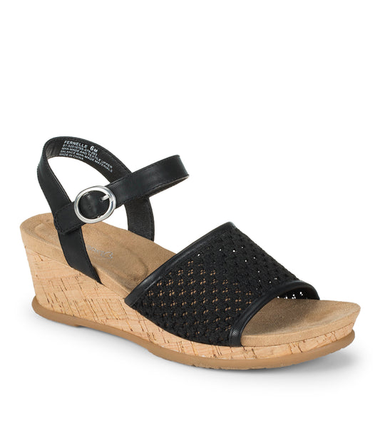 Fernelle - Black - Hero