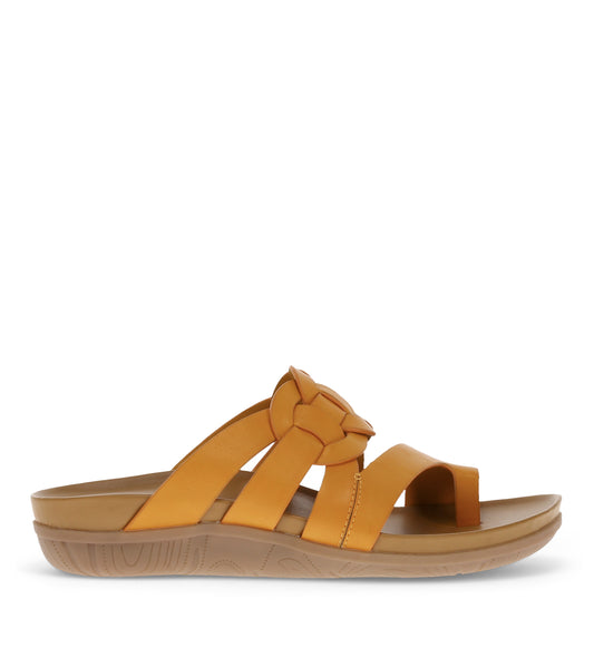 Julianne - Sun - Outside