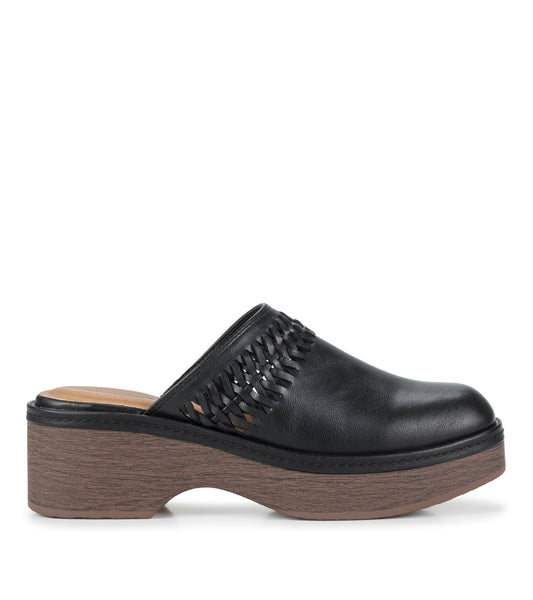 Sandy - Black - Outside