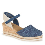 Alycia Closed Toe Wedge Sandal