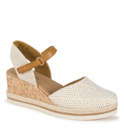 Alycia - Gold - Hero