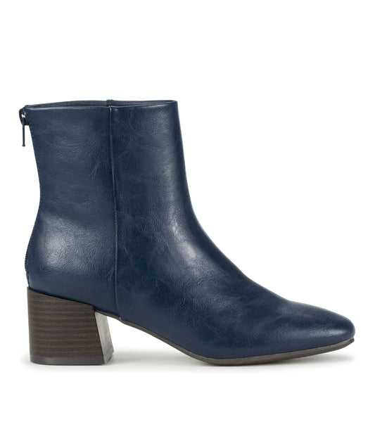 Emilie - Dark Navy - Outside