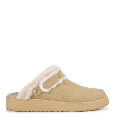 Felisa - Whiskey - Outside