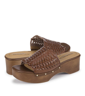 Helenna - Brush Brown - Hero Pair