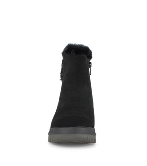 Nyela - Black - Front