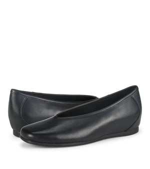 Ryalie - Black Smooth - Hero Pair