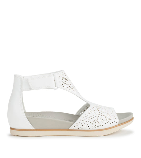 Samira - White - Outside
