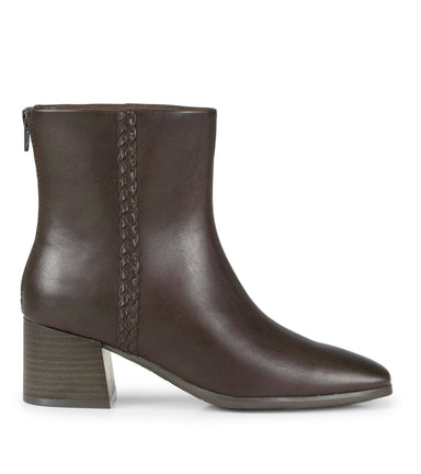 Wakely - Dark Brown - Outside