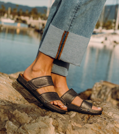 Wilana - Pewter - Lifestyle Image